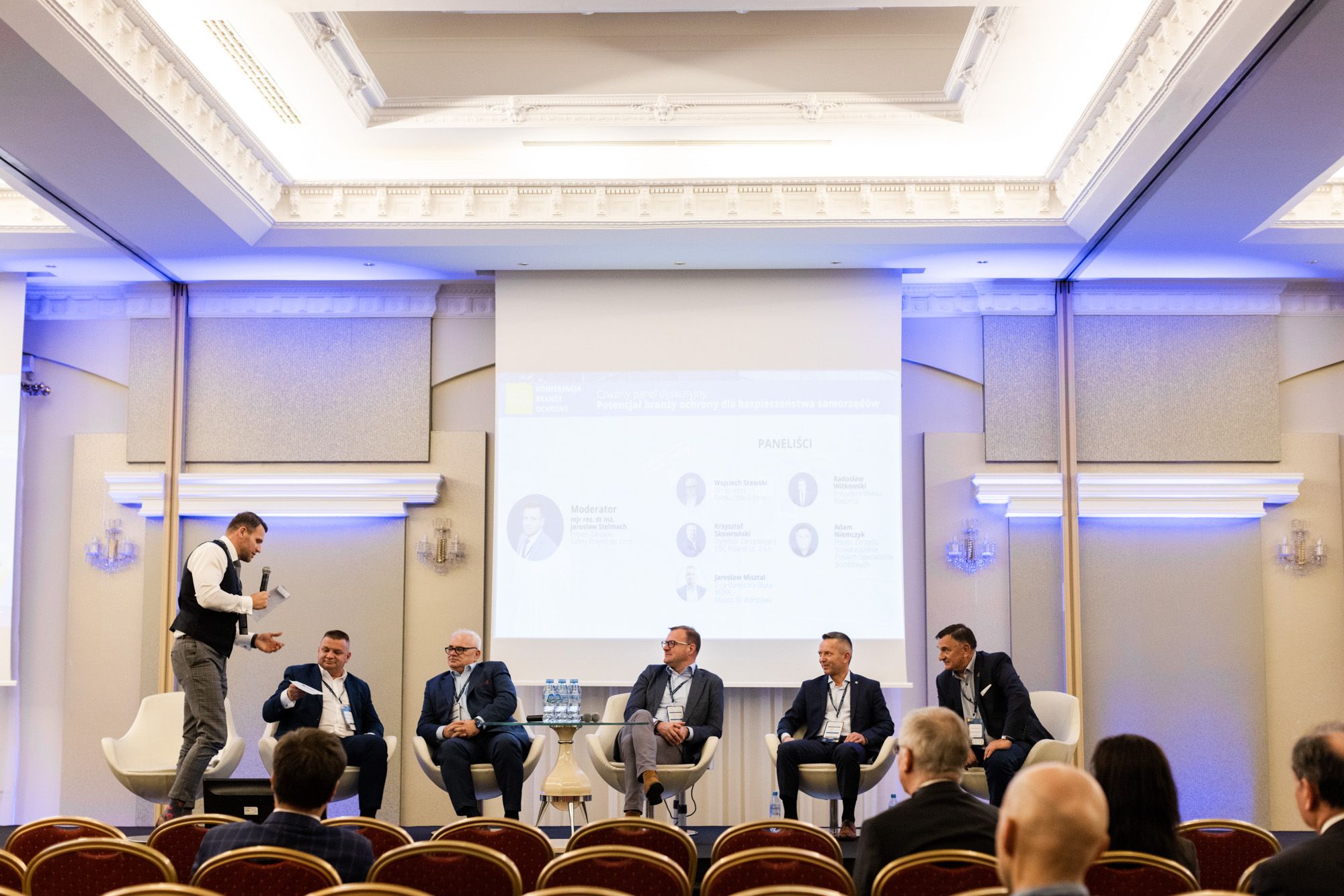 Panel ekspertów na scenie 23. Konferencji Branży Ochrony
